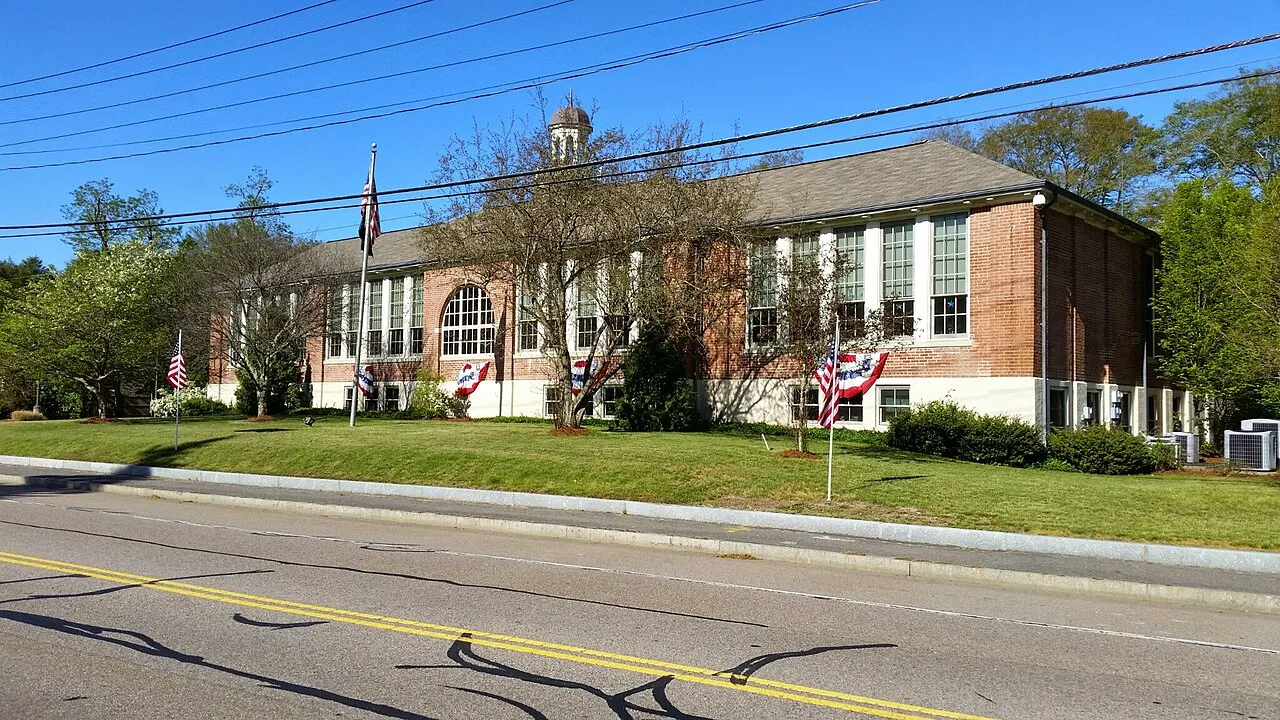 Raynham — professional movers serving Raynham and surrounding areas