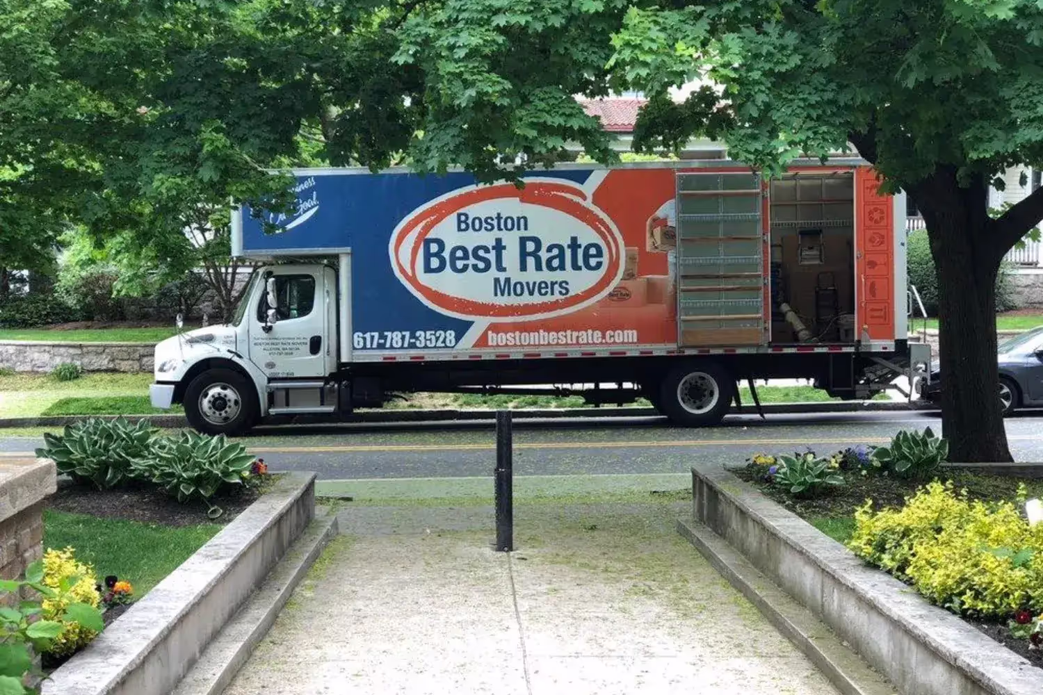 How to Choose a Moving Company: 10 Questions to Ask